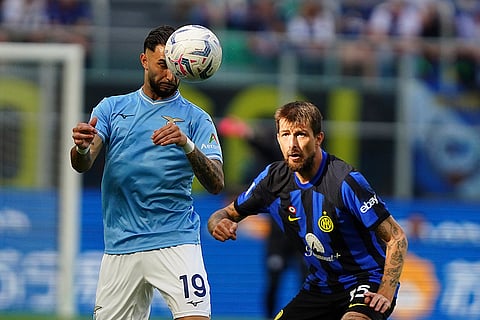Francesco Acerbi fights for the ball with Castellanos